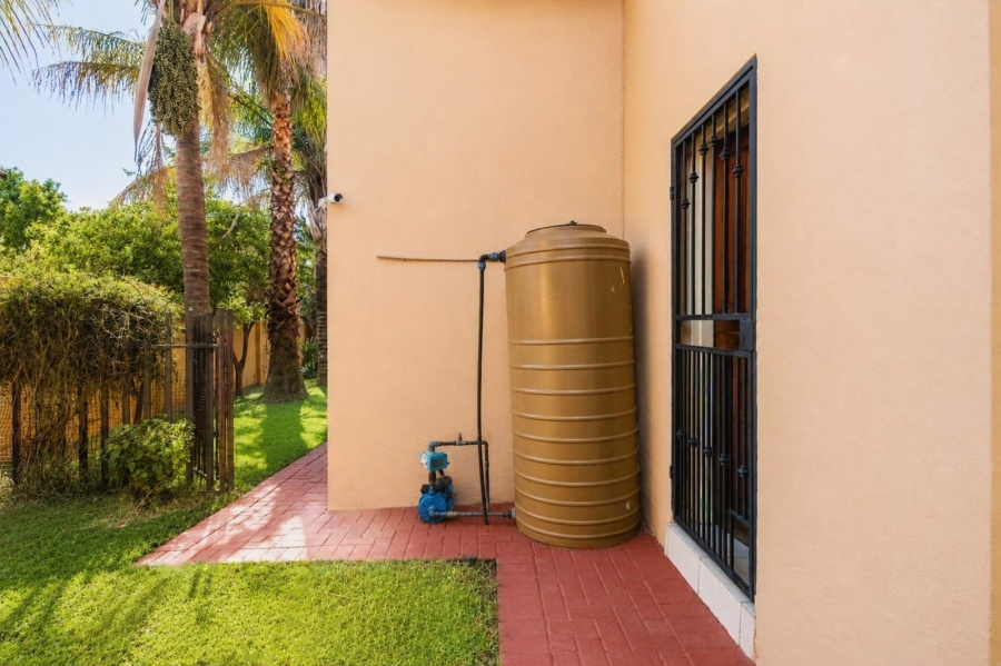 4 Bedroom Property for Sale in Safari Gardens North West